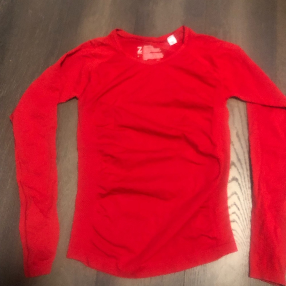 Zella red rouched fitted athletic shirt, small